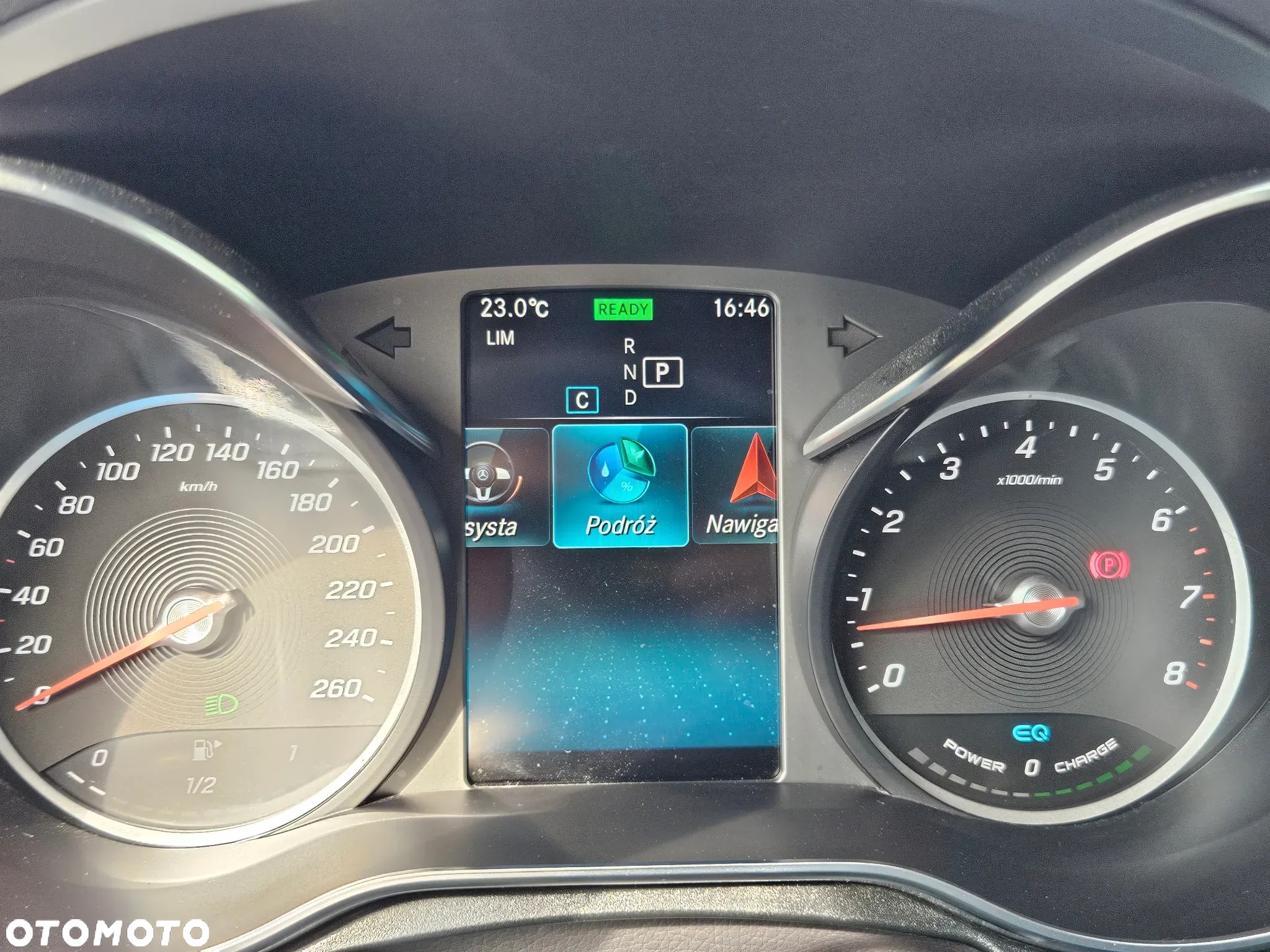 Mercedes-Benz GLC - 23