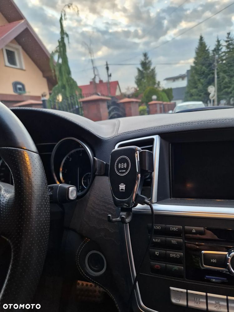 Mercedes-Benz ML - 23