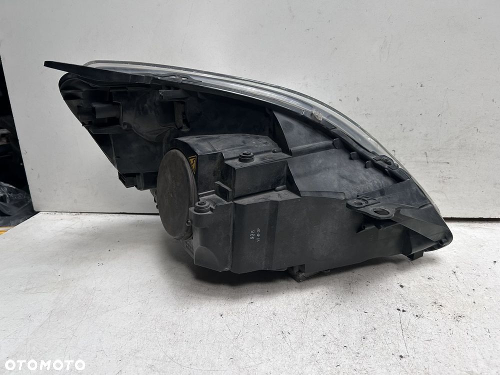 Reflektor lewy Opel Zafira B Xenon 13252470 - 2