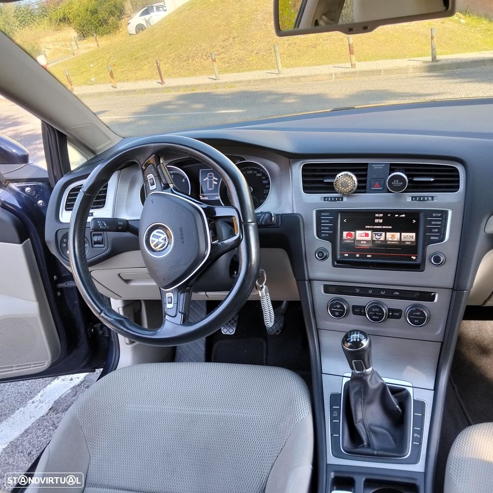 VW Golf Variant - 13