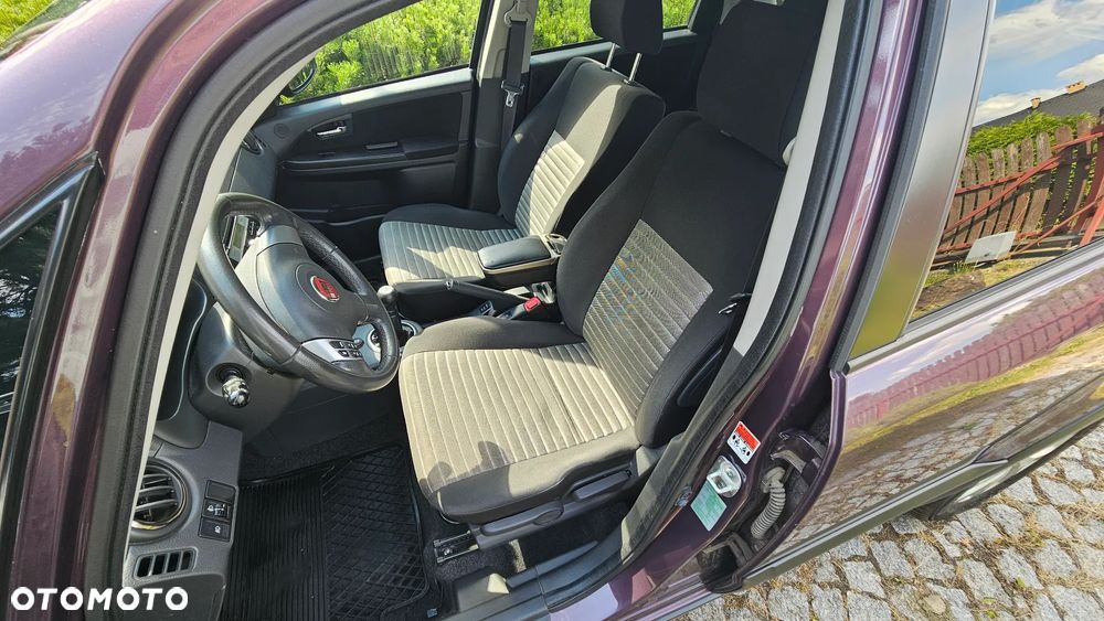 Fiat Sedici 1.6 16V 4x4 Emotion - 9