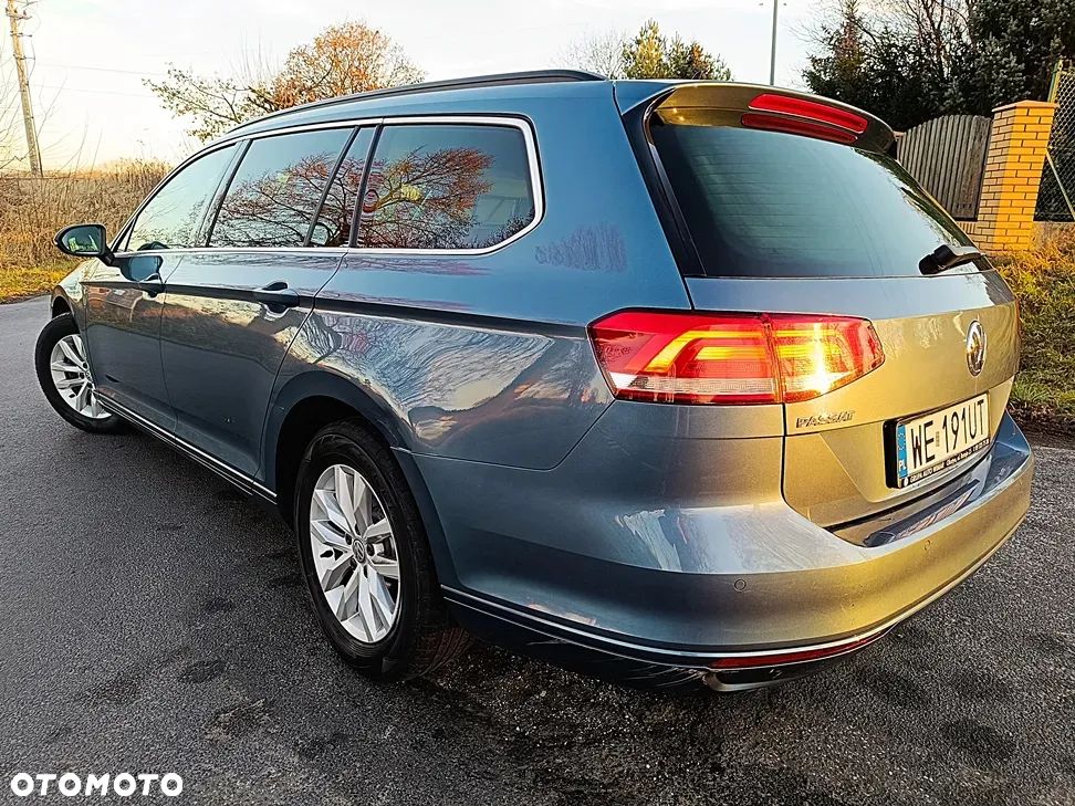 Volkswagen Passat - 17