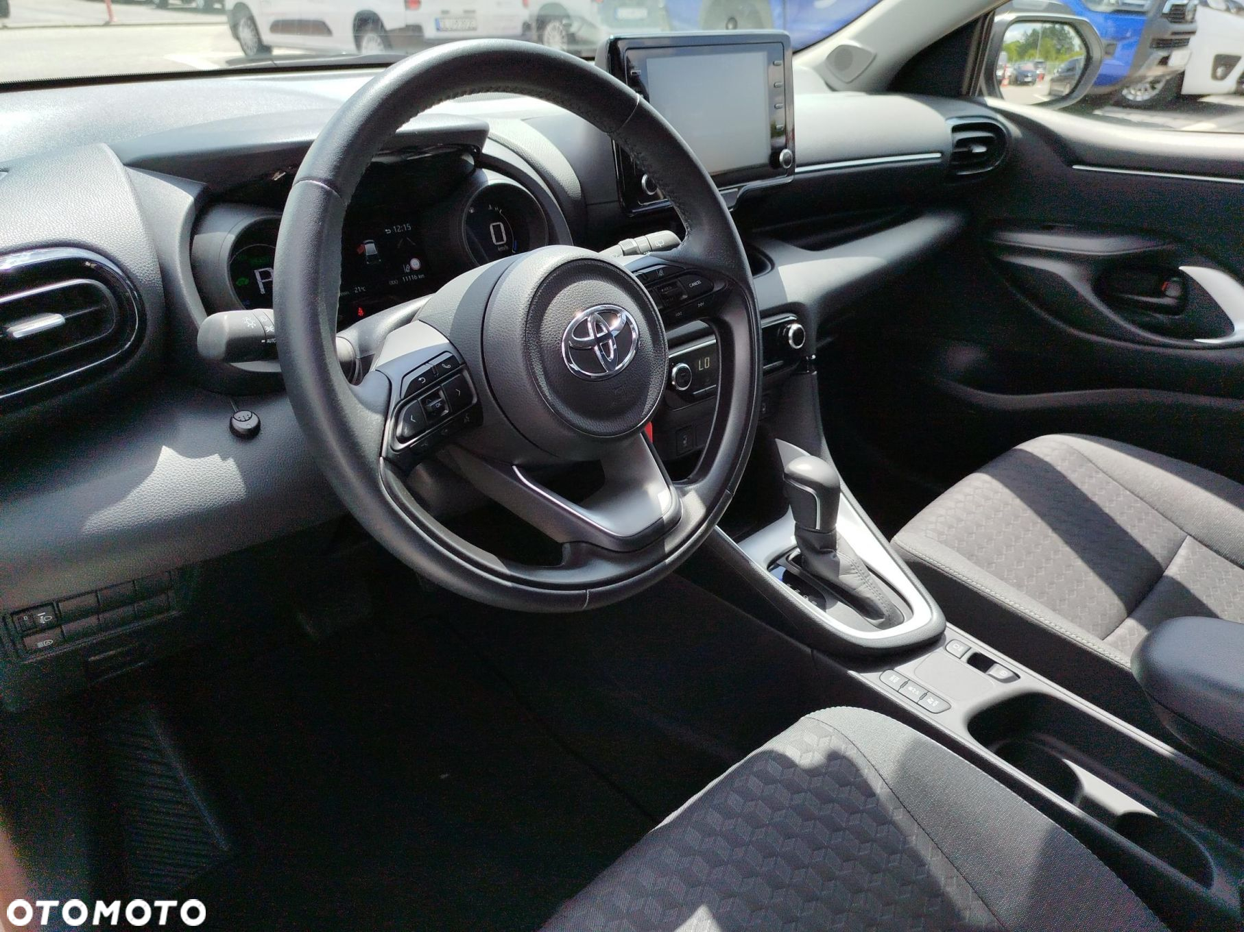 Toyota Yaris - 10