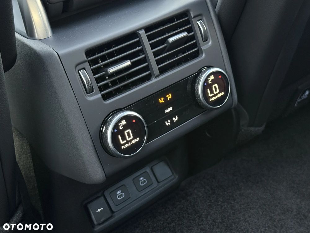 Land Rover Discovery D350 Gemini - 11