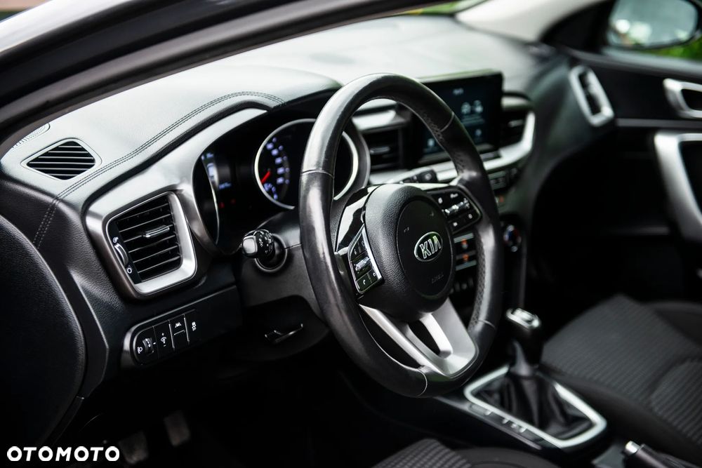 Kia Ceed 1.4 Business Line - 20
