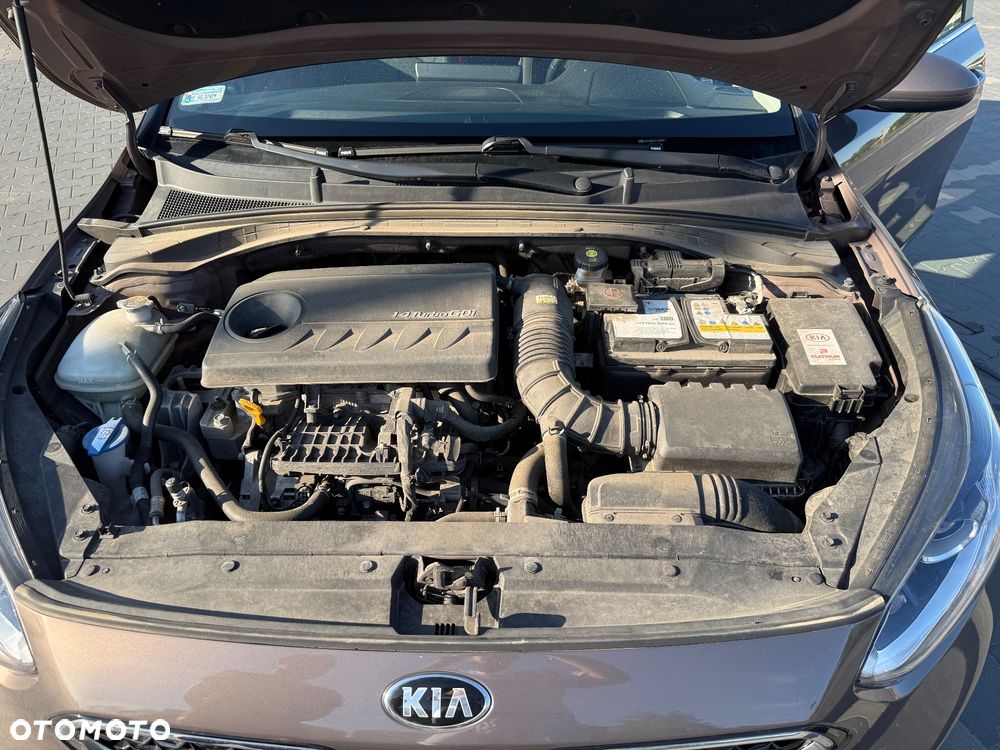 Kia Ceed 1.4 T-GDI M DCT - 9