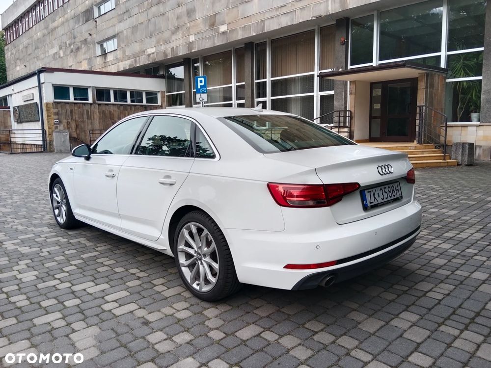 Audi A4 Limousine 1.4 TFSI Sport S tronic - 5