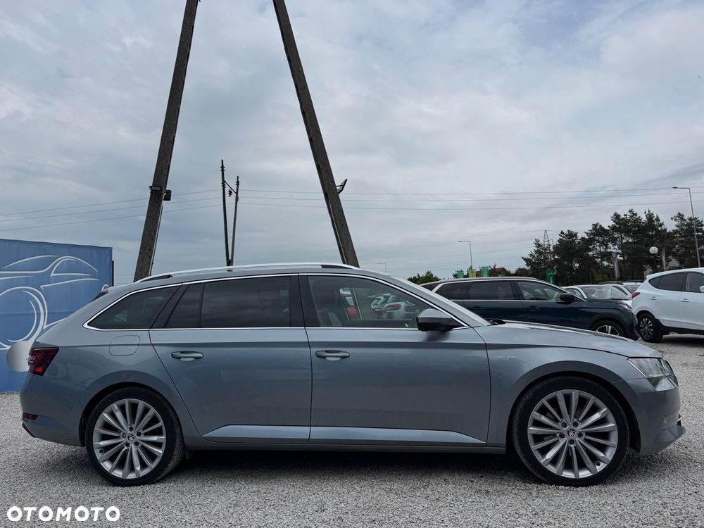 Skoda Superb 2.0 TDI SCR 4x4 Ambition DSG - 3