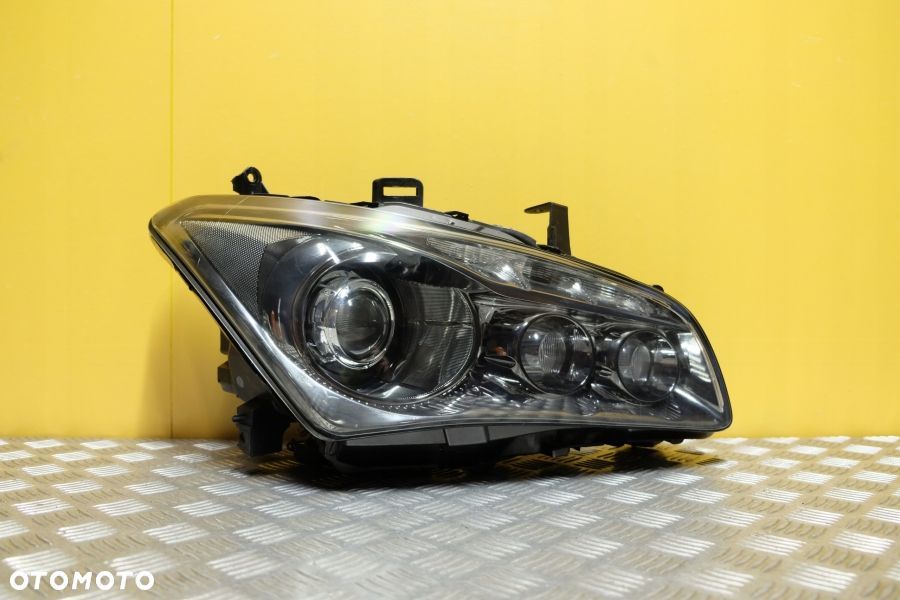 INFINITI QX56 QX80 2011- REFLEKTOR LAMPA XENON PRAWA EU - 1