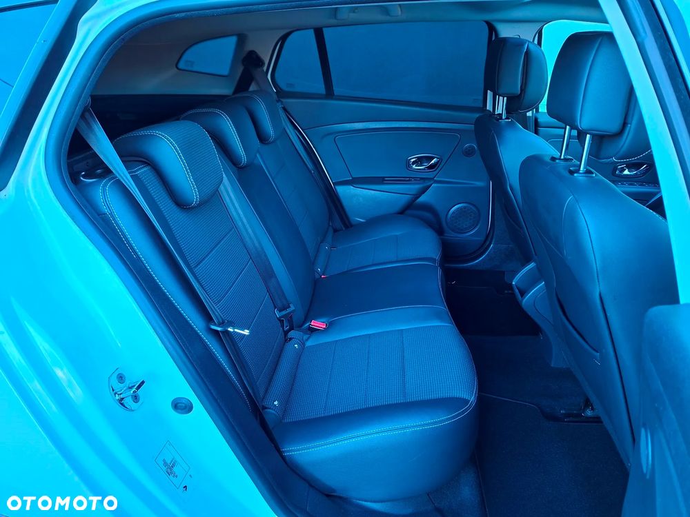 Renault Megane TCe 220 Start & Stop GT 220 - 25