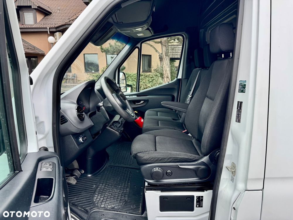 Mercedes-Benz Sprinter 214 CDI Średni Wysoki - 18