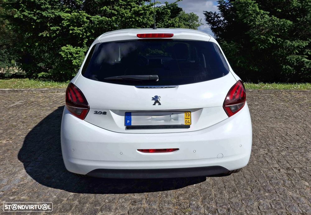 Peugeot 208 1.5 BlueHDi Signature - 5
