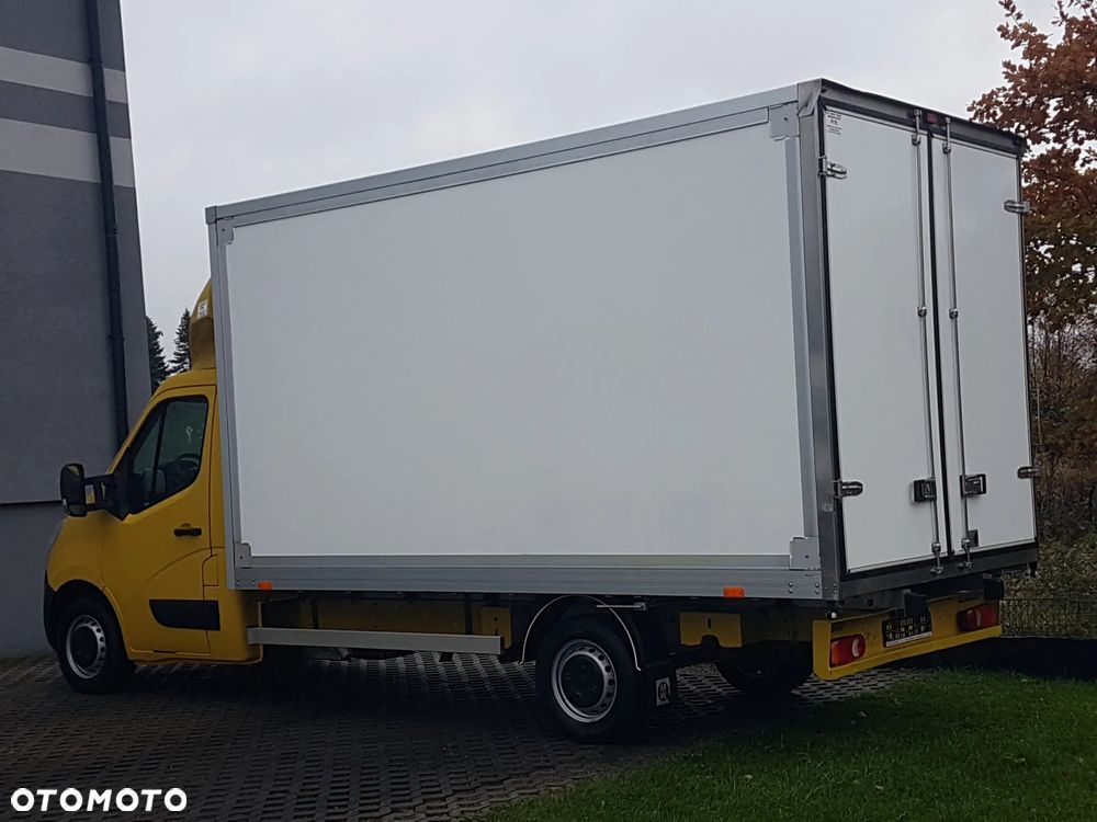 Renault MASTER KONTENER 8EP 4,23x2,23x2,24 KLIMA KRAJOWY MANUAL  6-BIEGÓW - 3