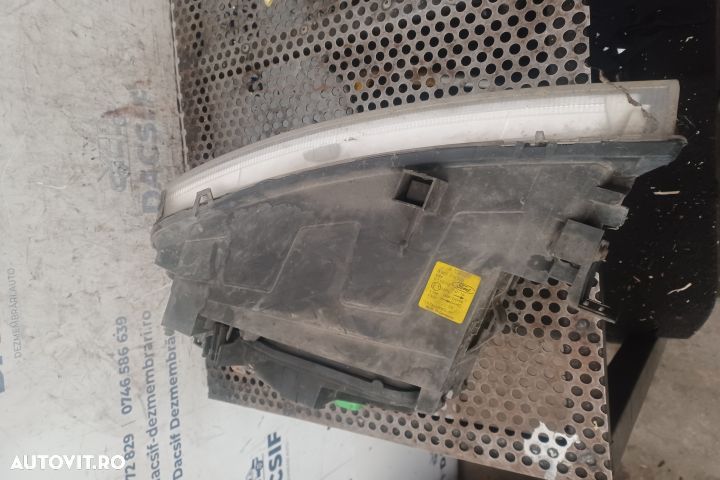 Far dreapta 0301174202 1S7118005AK Ford Mondeo MK3 [2000 - 2003] wago - 3