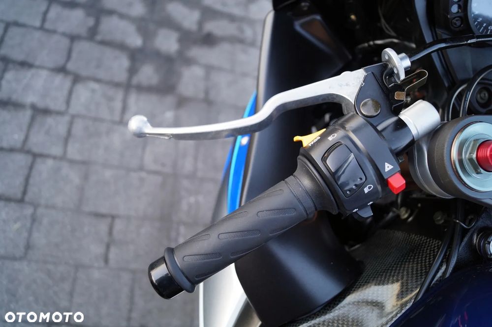 Suzuki GSX-R - 12