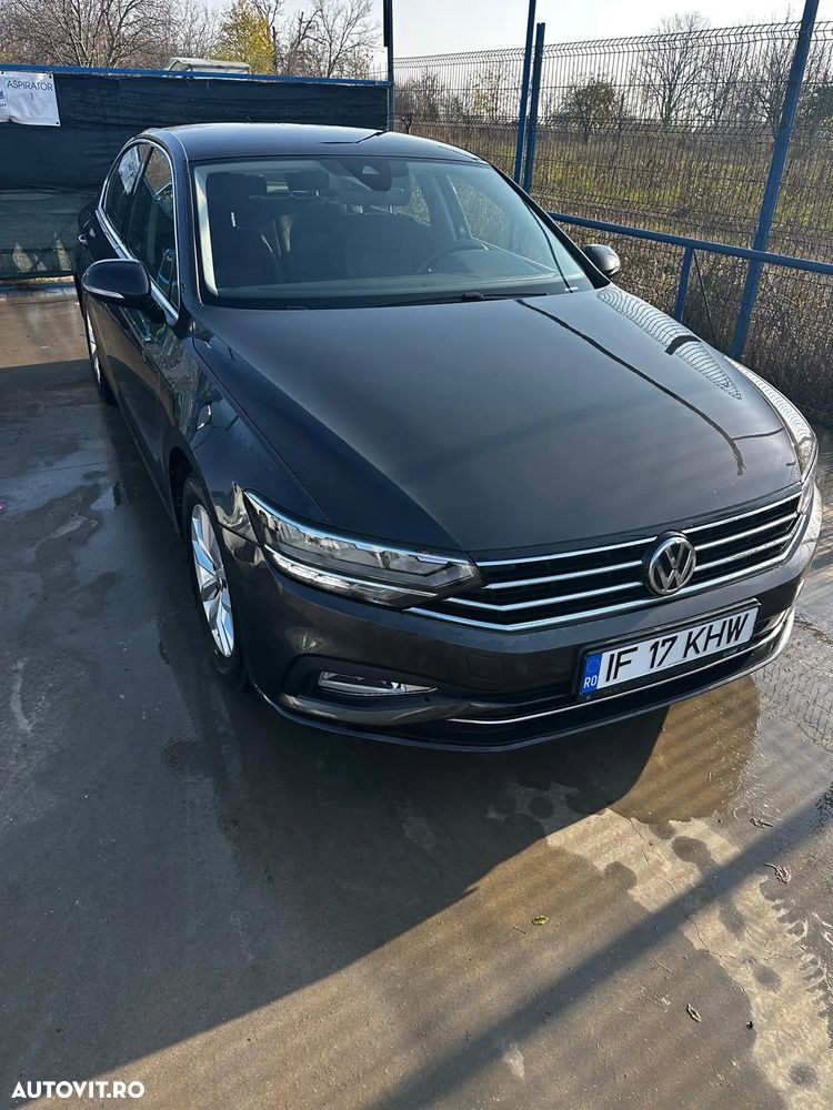 Volkswagen Passat 2.0 TDI DSG Trendline - 13