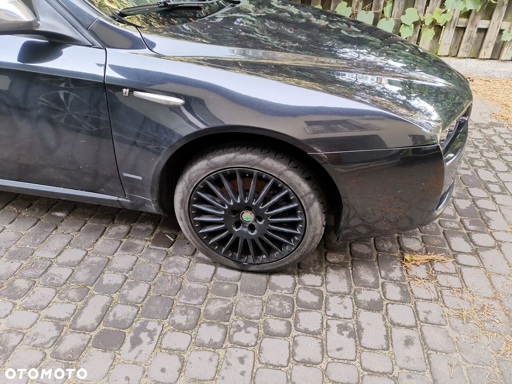 Alfa Romeo 159 Sportwagon 1.9 JTDM 16V DPF Distinctive - 6