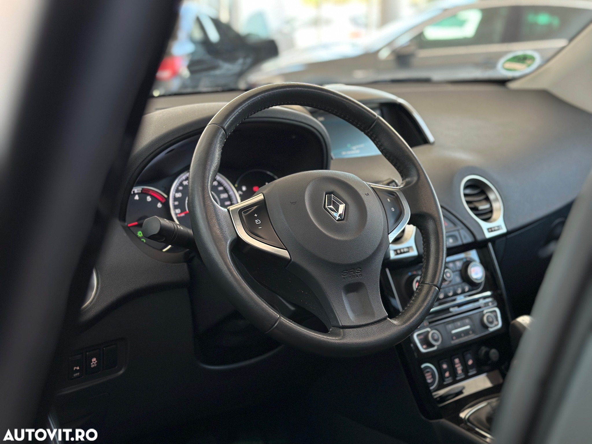 Renault Koleos dCi 150 FAP 4x4 Night and Day - 18