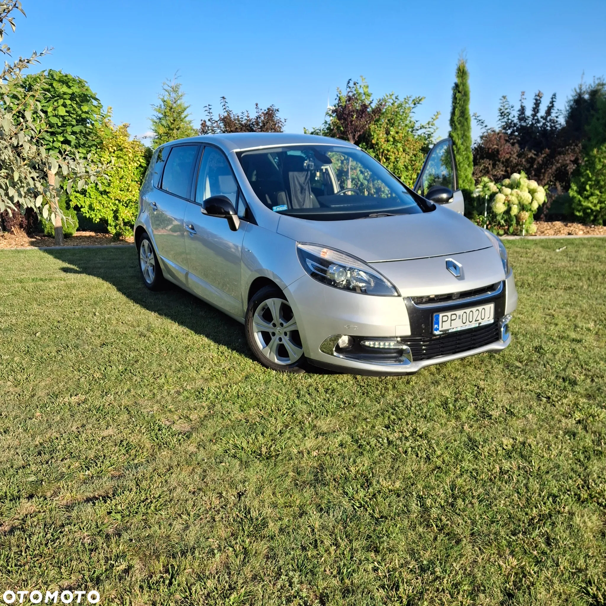 Renault Scenic 1.6 dCi Bose - 20