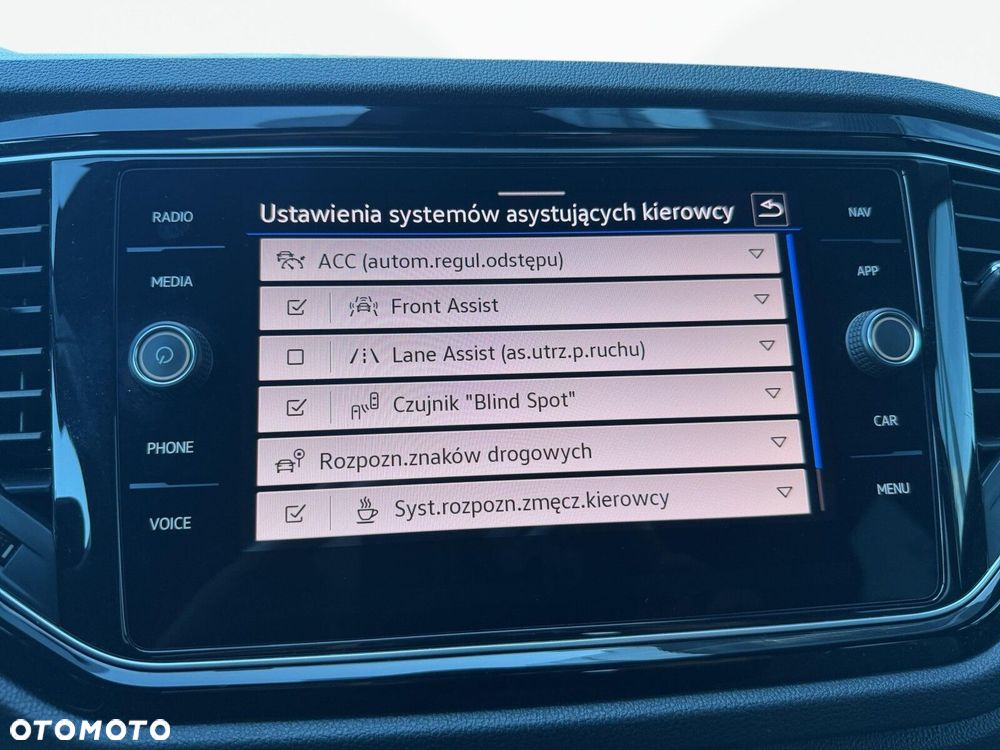 Volkswagen T-Roc - 34