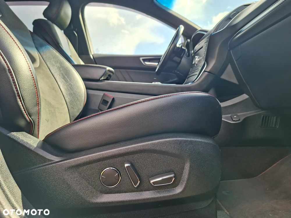 Ford Edge 2.0 EcoBlue Bi-Turbo 4x4 ST-LINE - 15