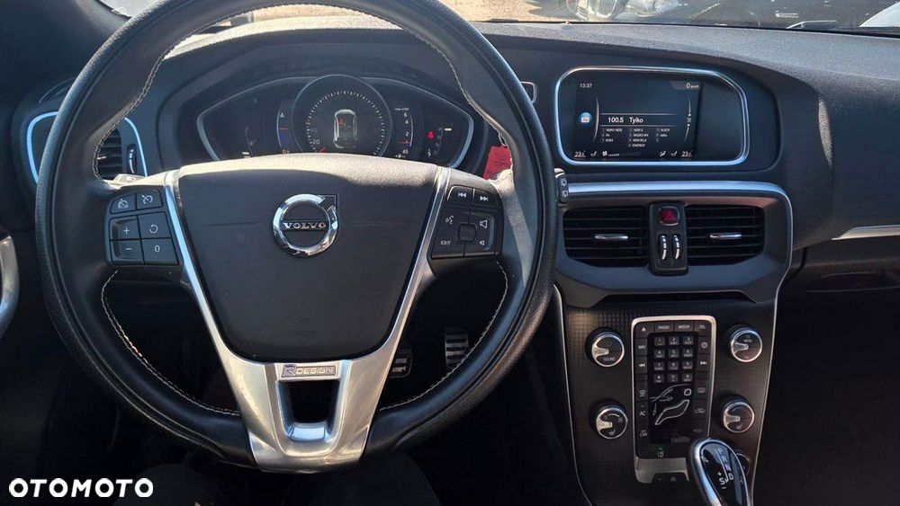 Volvo V40 - 10