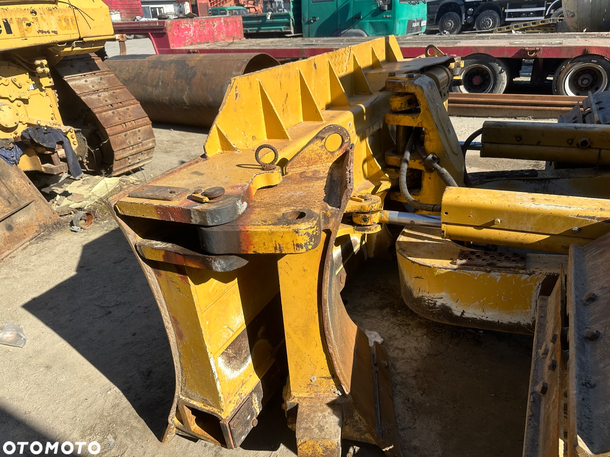Caterpillar D6M - 3