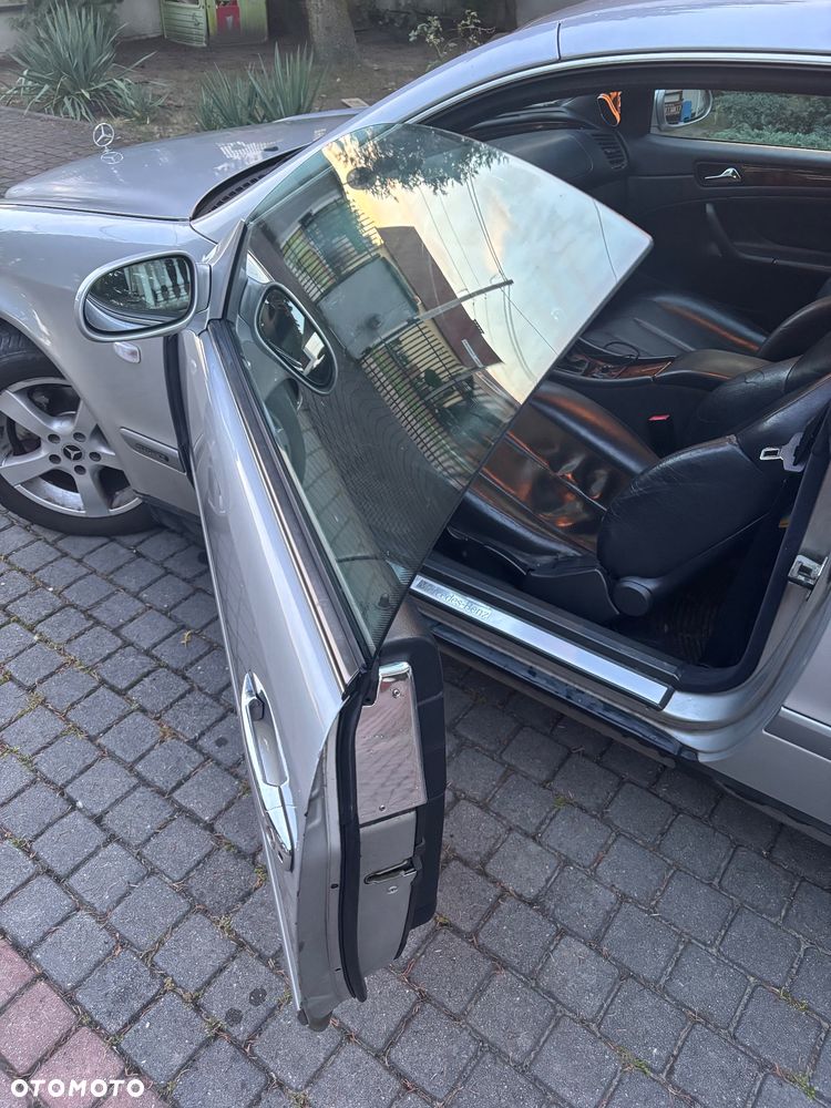 Mercedes-Benz CLK - 13