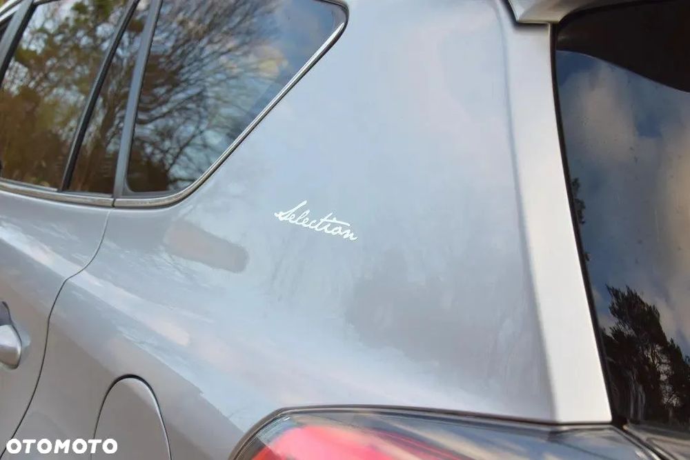 Toyota RAV4 Hybrid Selection 4x2 - 30