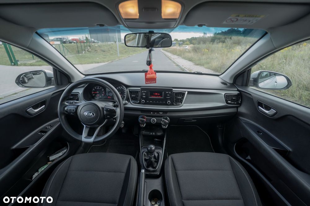 Kia Rio - 26