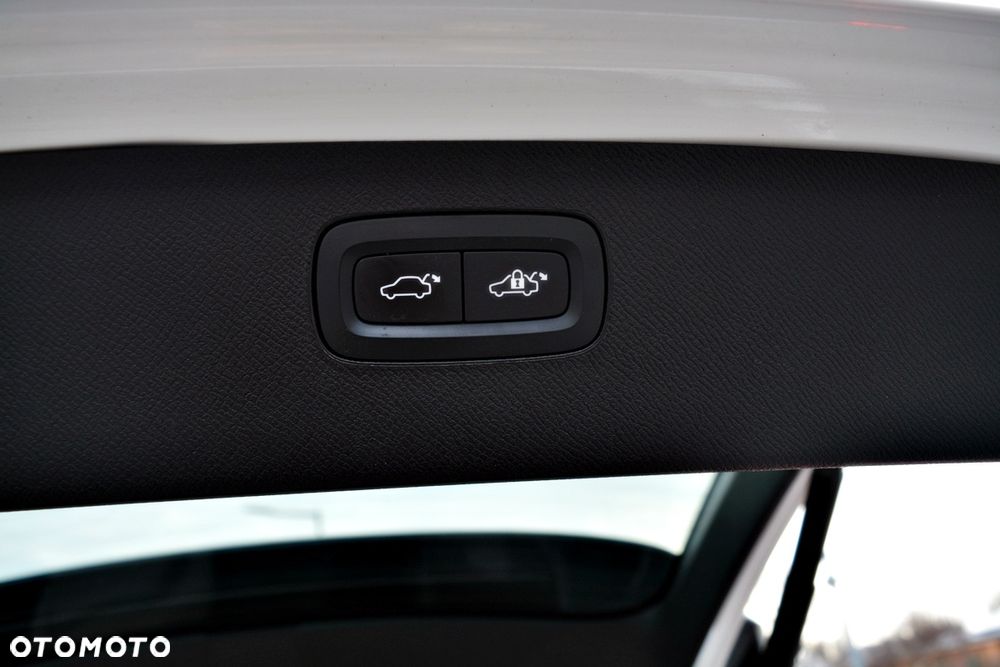 Volvo XC 90 B5 D AWD Inscription 7os - 14