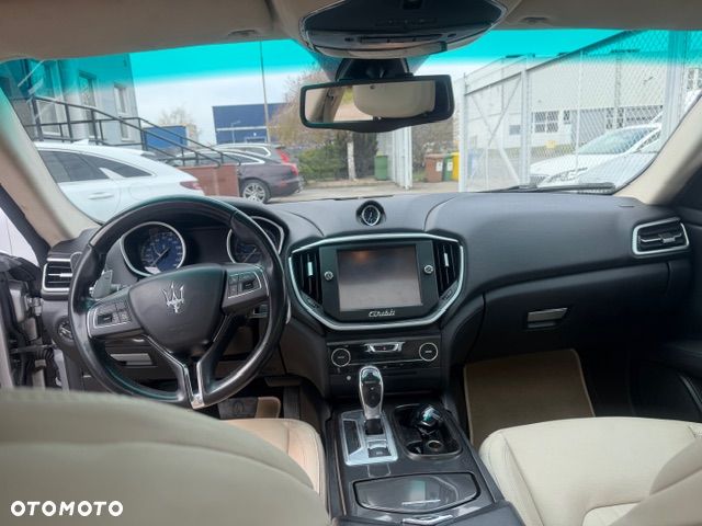 Maserati Ghibli - 10