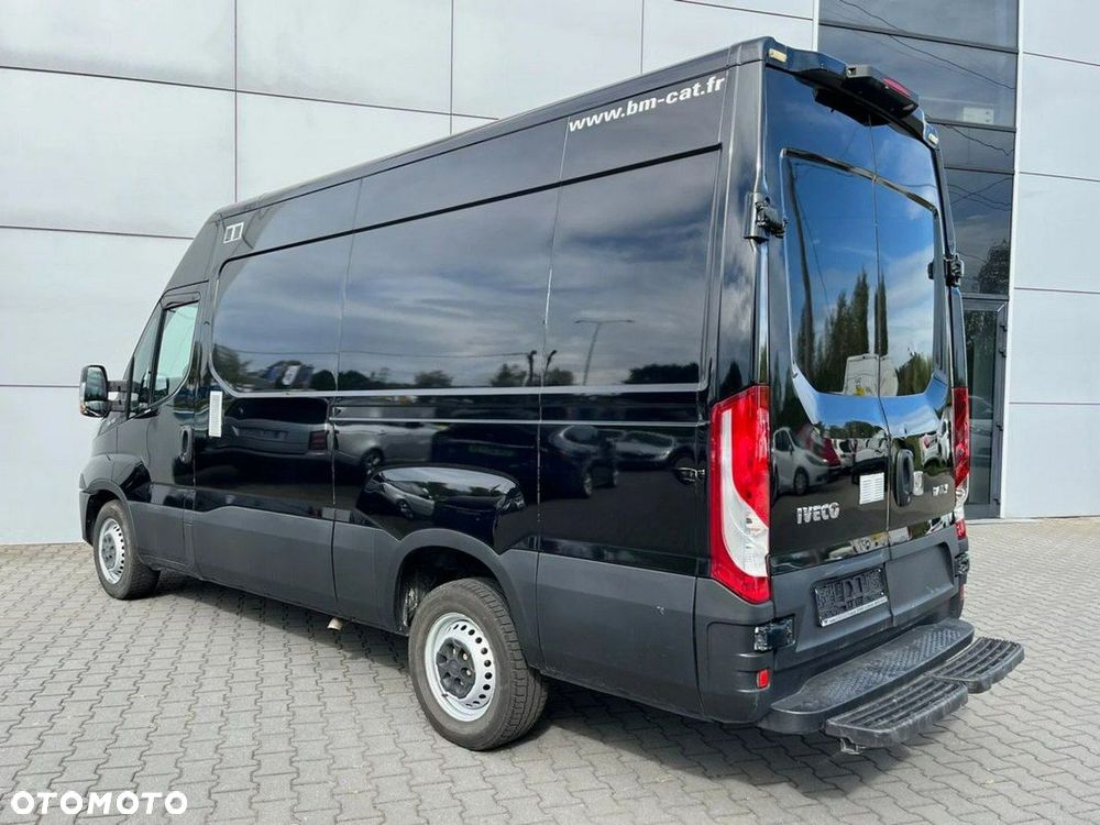 Iveco Daily - 12