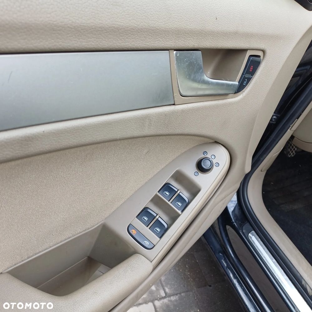 Audi A4 Avant 2.0 TDI DPF Attraction - 15