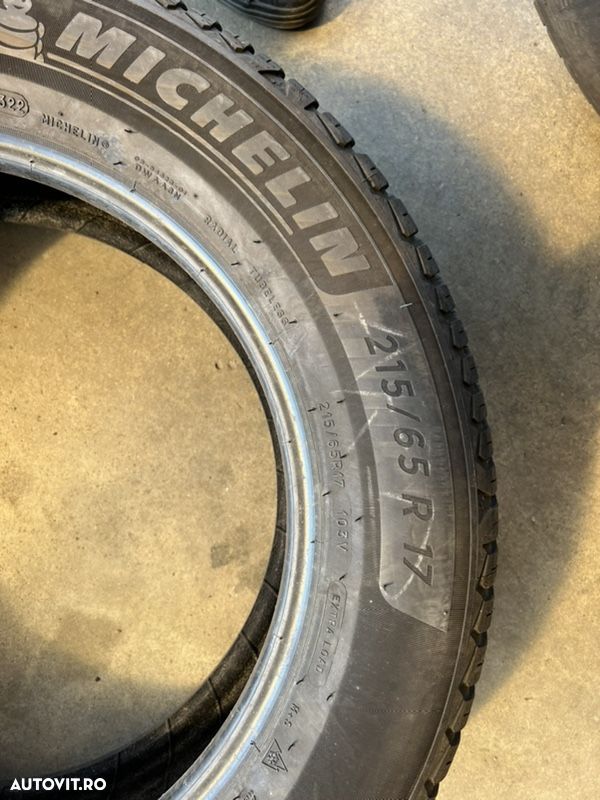 vând 4 anvelope 215/65/17 Michelin allseazon foarte bune - 6