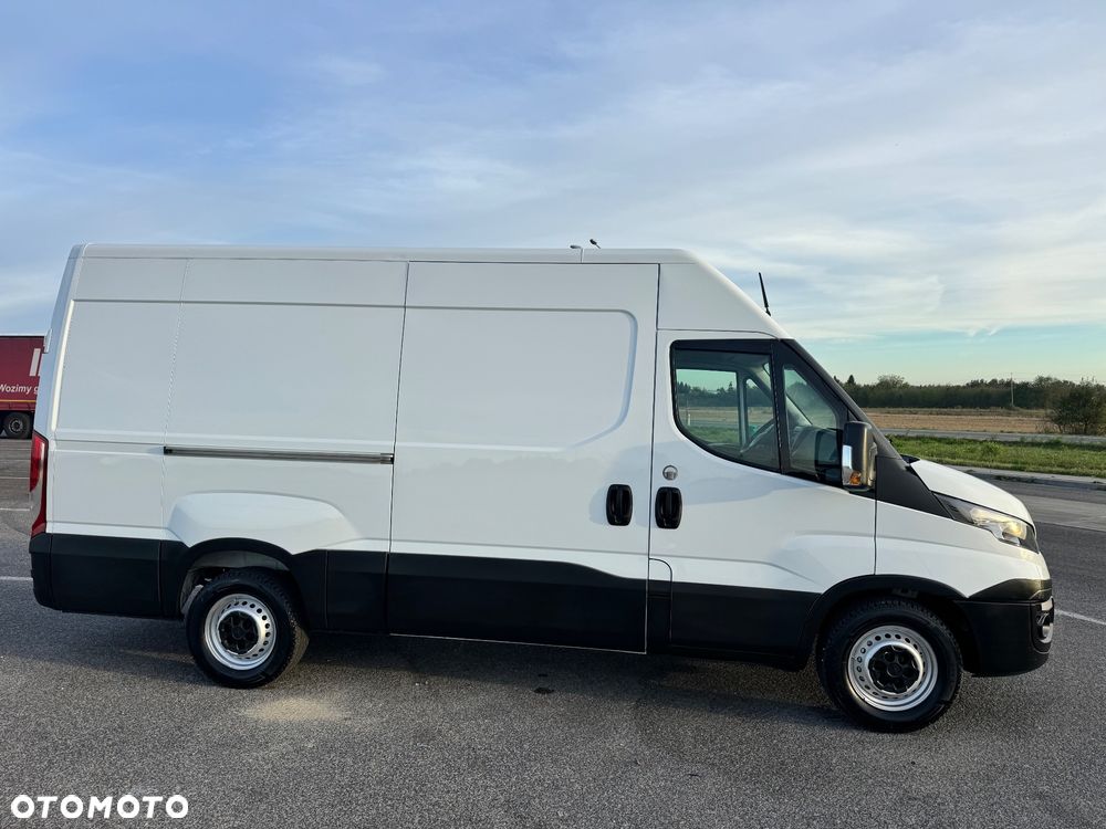 Iveco Daily 35S14 - 14