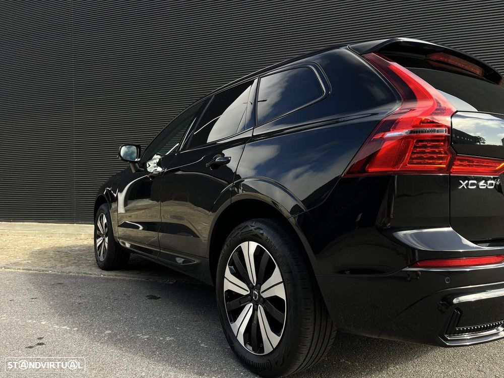 Volvo XC 60 2.0 T6 PHEV Plus Dark AWD - 14