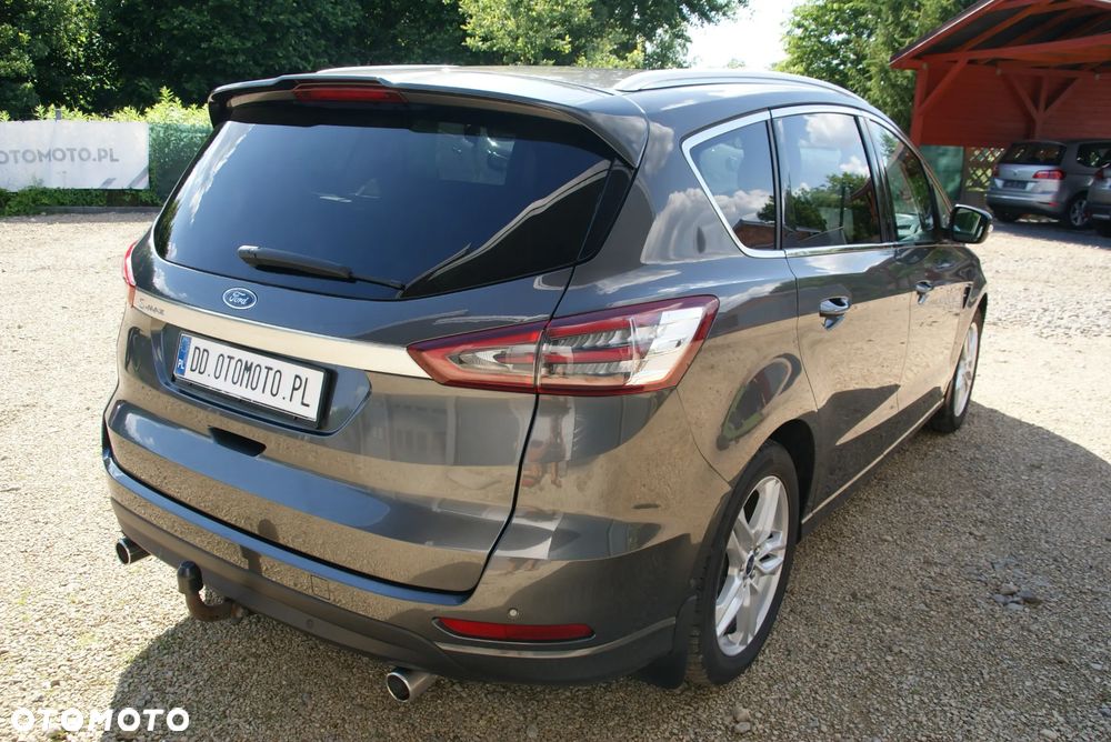 Ford S-Max - 8