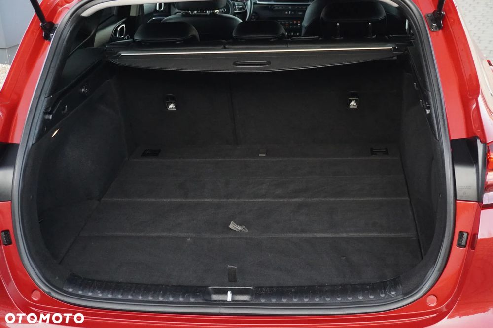 Kia Ceed 1.4 T-GDI L Business Line DCT - 11