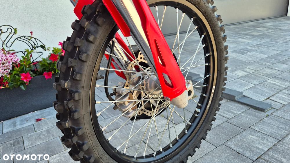 Honda CRF - 10