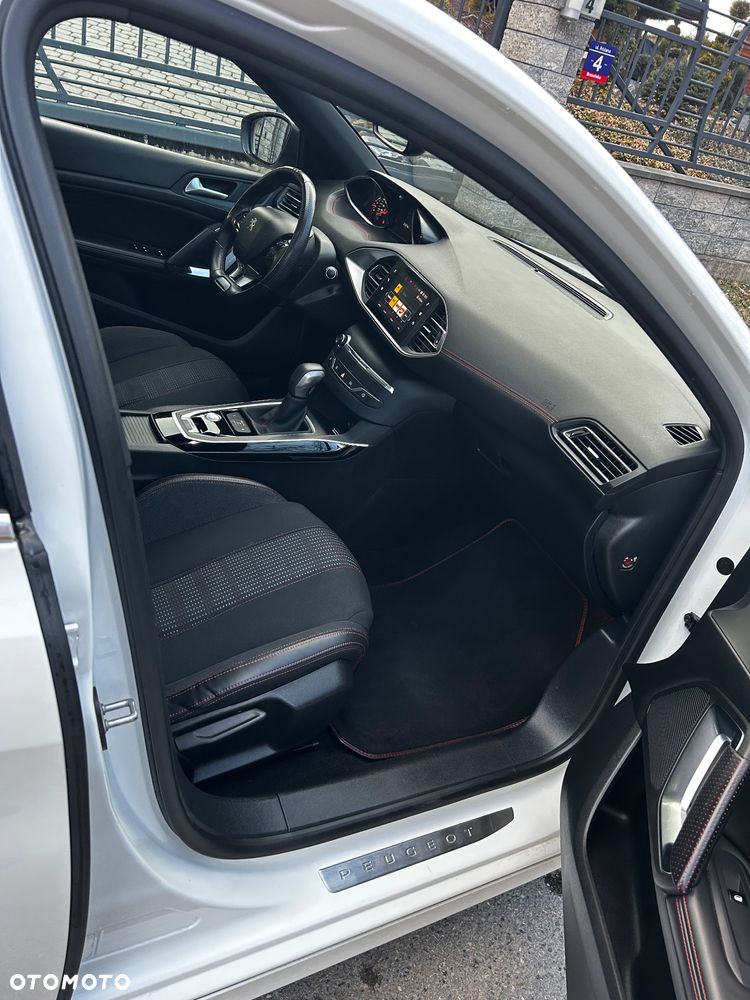 Peugeot 308 BlueHDi 120 EAT6 Stop & Start GT-Line Edition - 19