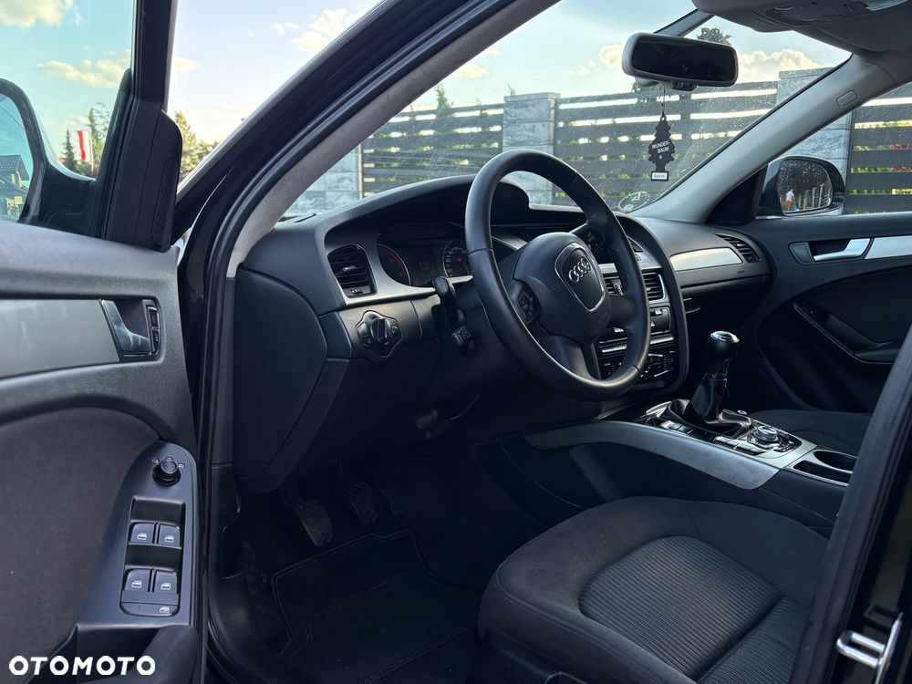 Audi A4 Avant 2.0 TDI - 14