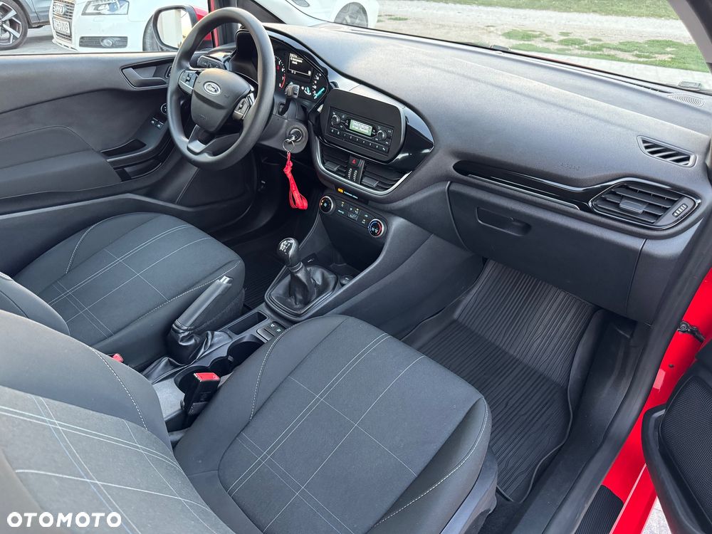 Ford Fiesta 1.1 S&S TREND - 9