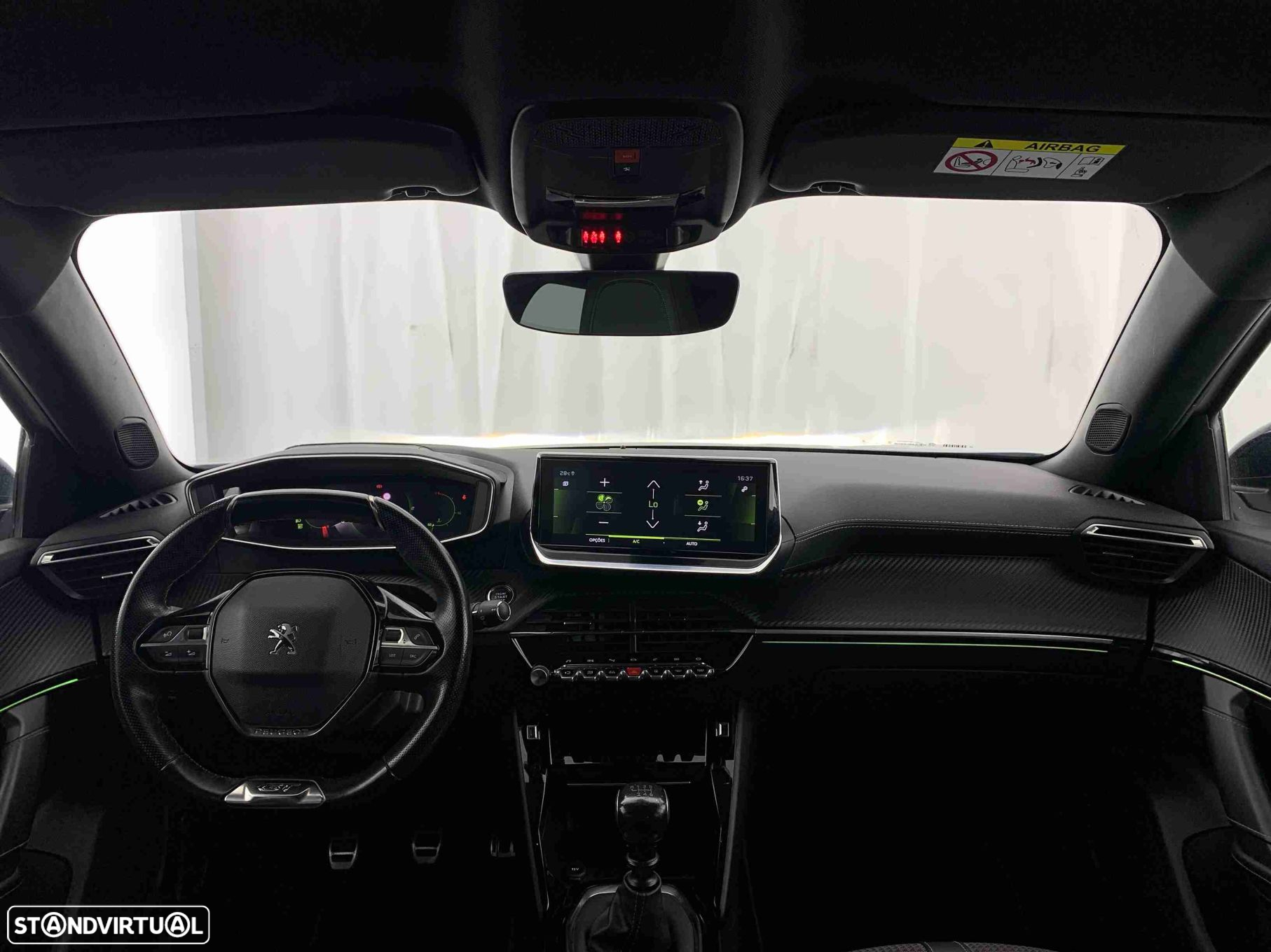 Peugeot 2008 1.2 PureTech GT Line - 12