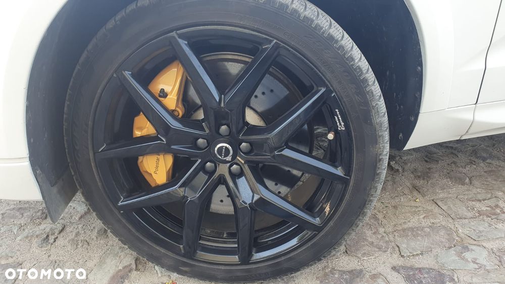 Volvo XC 60 T8 Plug-In Hybrid AWD Polestar Engineered - 8