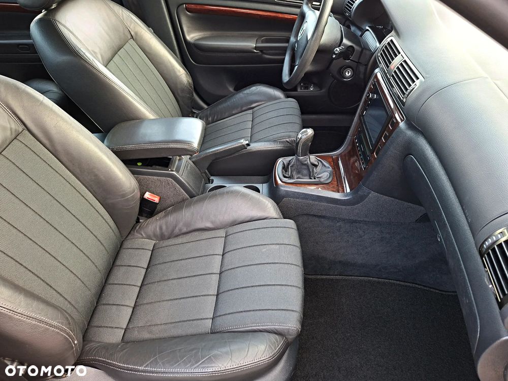 Skoda Superb 1.8T Elegance - 12