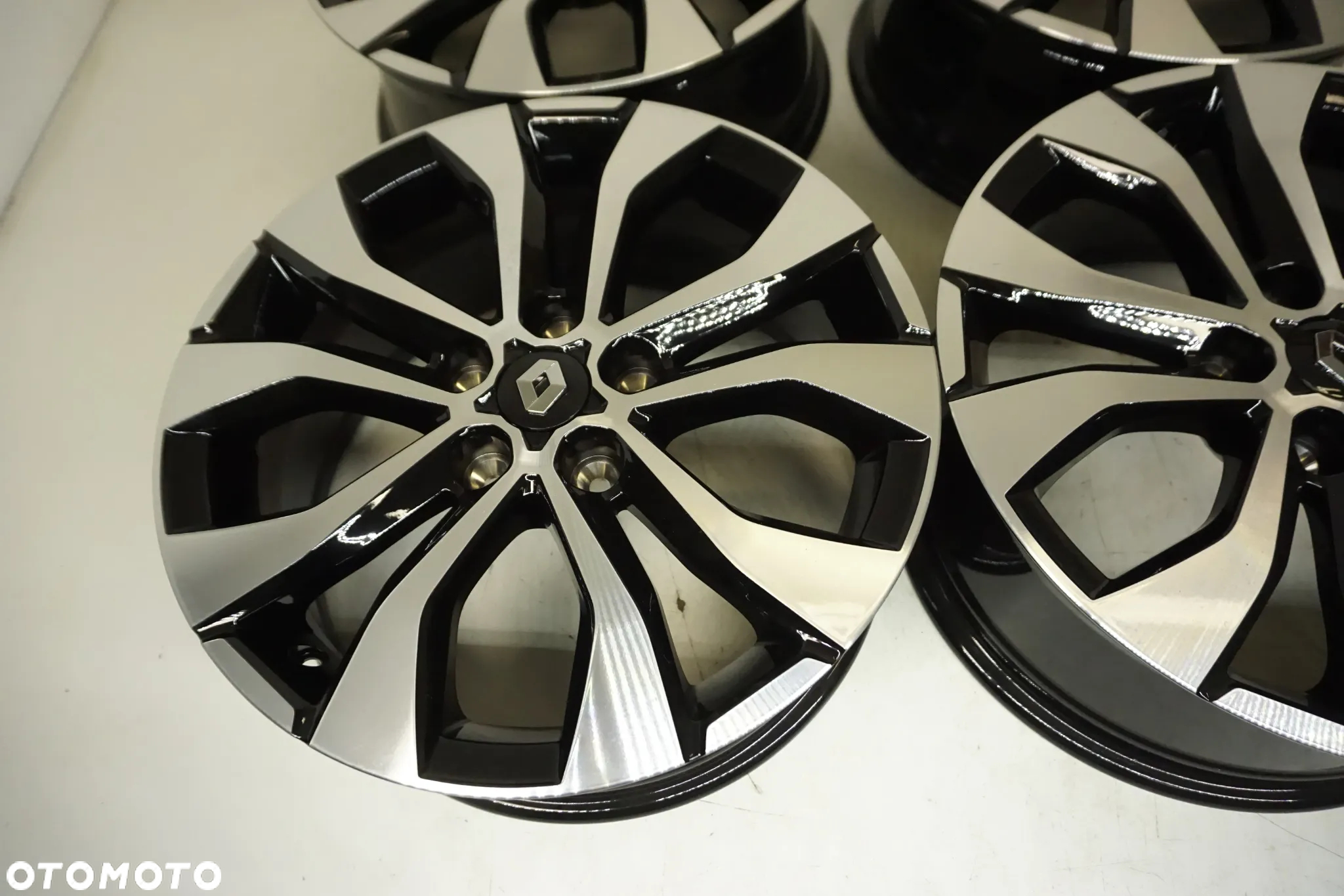 FELGI ALUMINIOWE 17 RENAULT SYMBIOZ EXPRESS ZOE  CAPTUR II KADJAR KOLEOS MEGANE SCENIC TALISMAN ESPACE LAGUNA III FLUENCE KANGOO ORYGINAŁ - 4