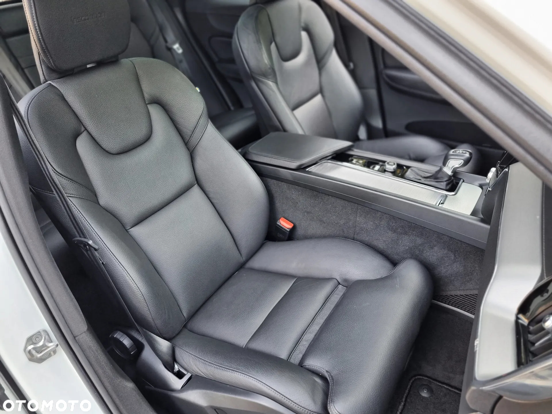 Volvo XC 60 D4 SCR Inscription - 23