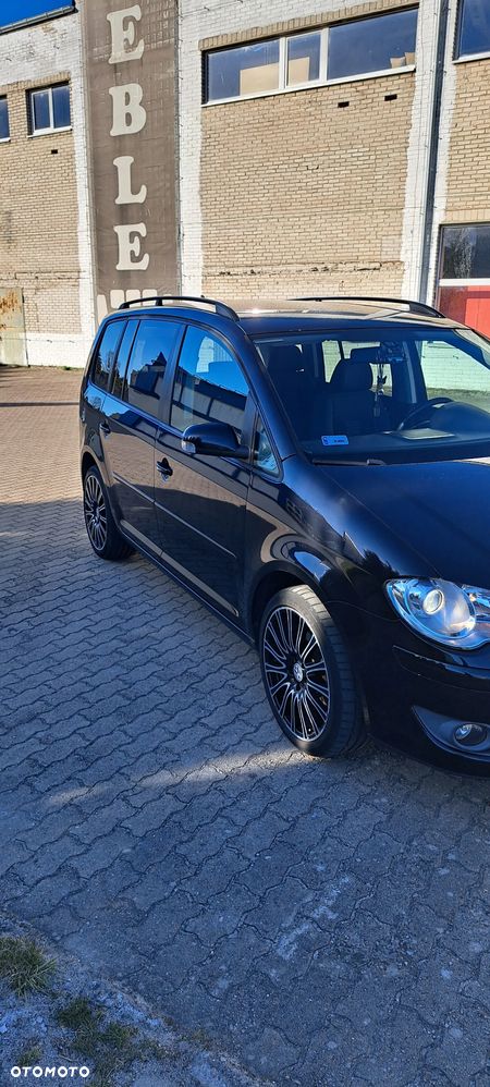 Volkswagen Touran 1.4 TSI Highline - 2