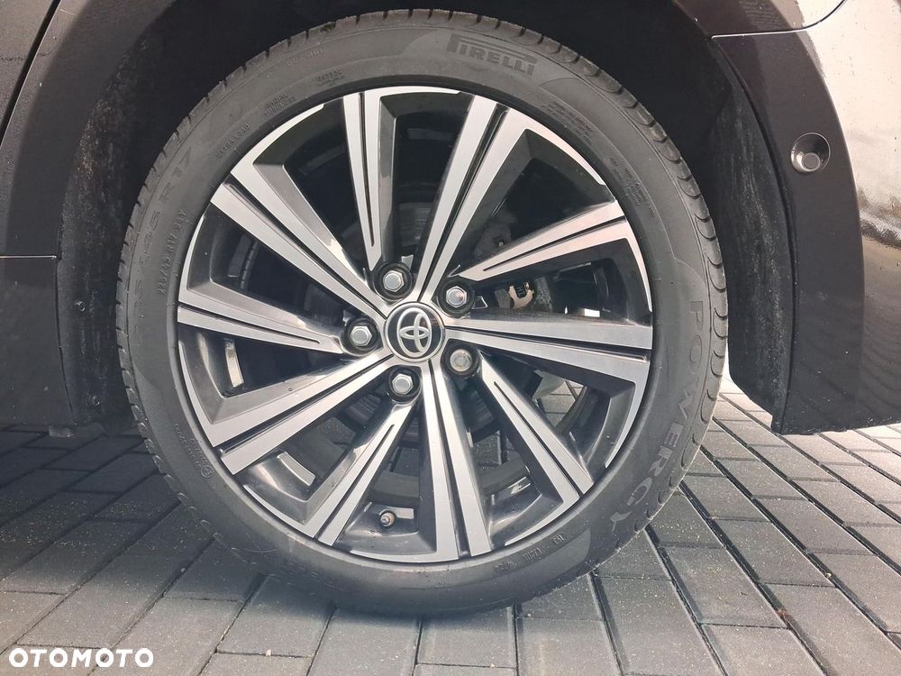 Toyota Corolla 1.8 Hybrid Comfort - 24